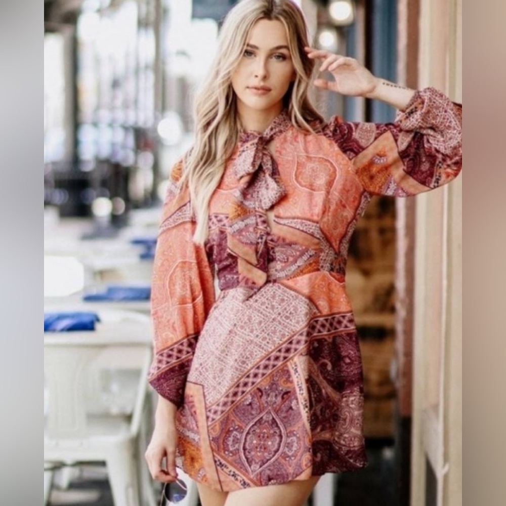 Divine Heritage Tie Front Paisley Dress